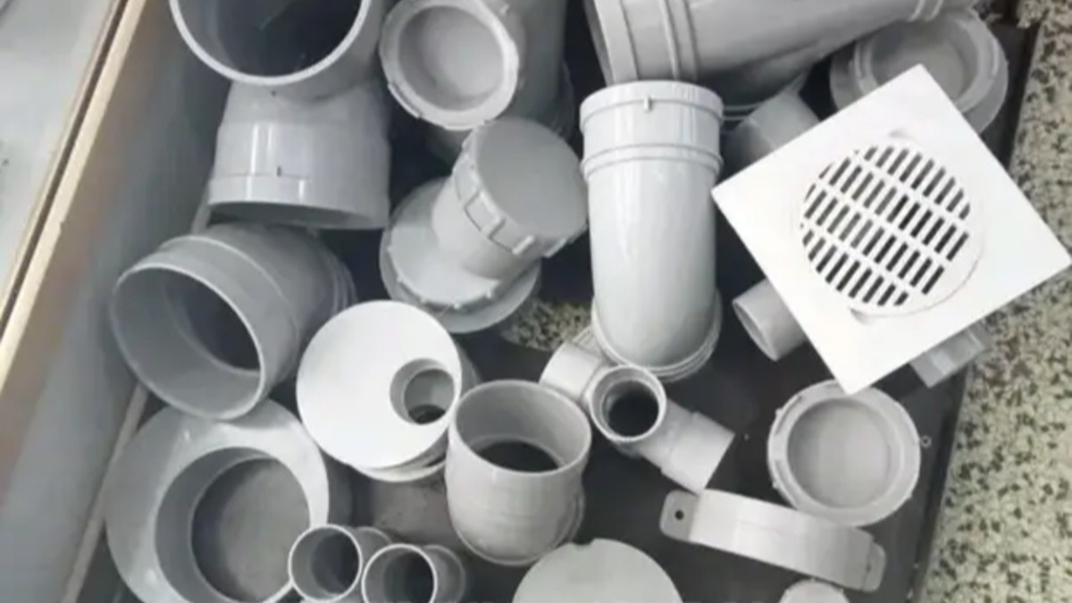 Plumbing Implements & Fixtures Banner