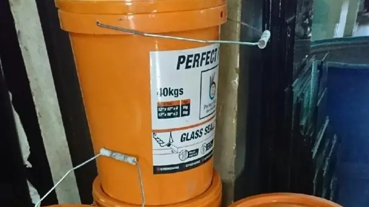 Building Glass Materials Banner