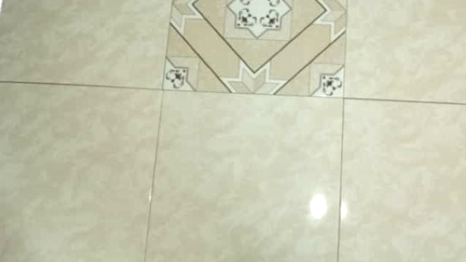 GG44049 40x40 Floor Tile