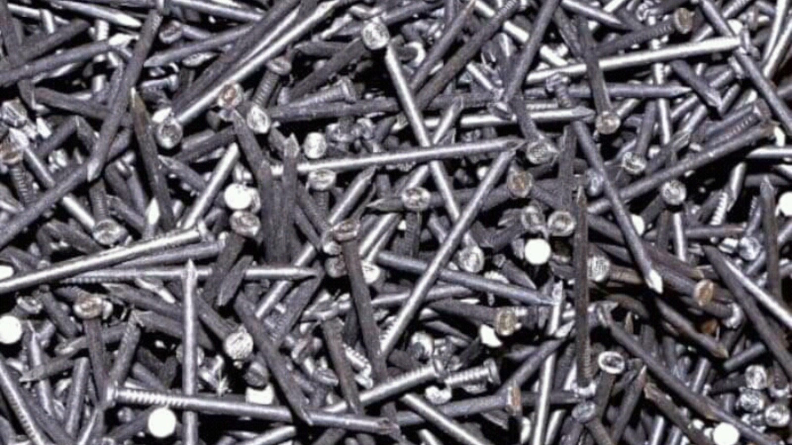 Assorted GENERIC Nails per Kg